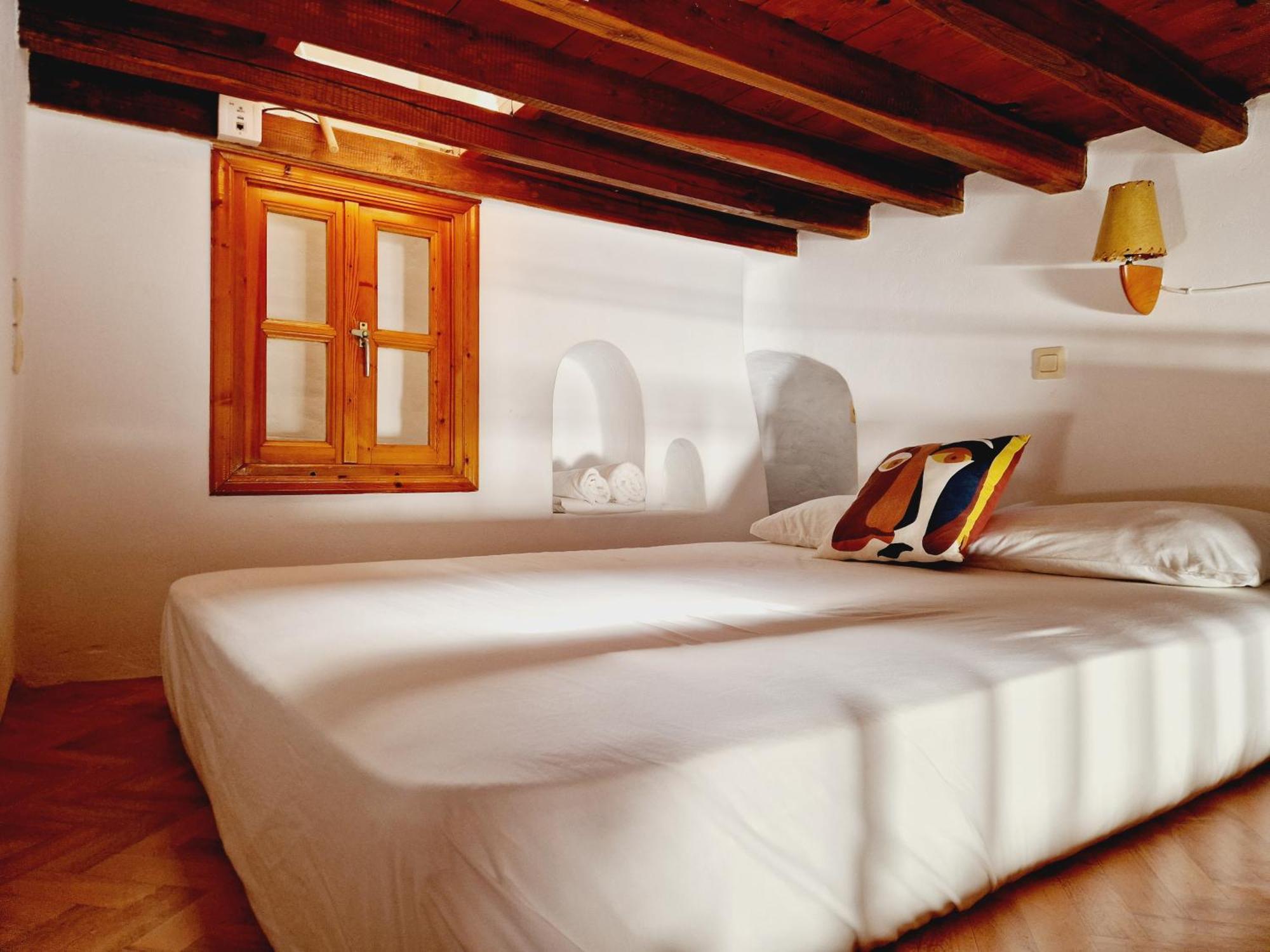 Bright & Relaxing Loft With Attic Room In The Heart Of Mykonos City Mykonos Town Стая снимка
