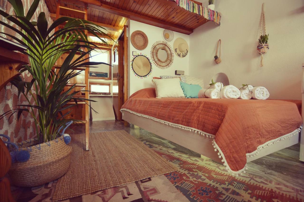 Bright & Relaxing Loft With Attic Room In The Heart Of Mykonos City Mykonos Town Екстериор снимка